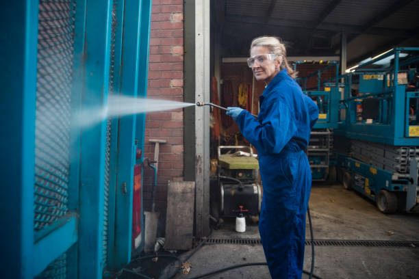 Best Graffiti Removal  in Munhall, PA